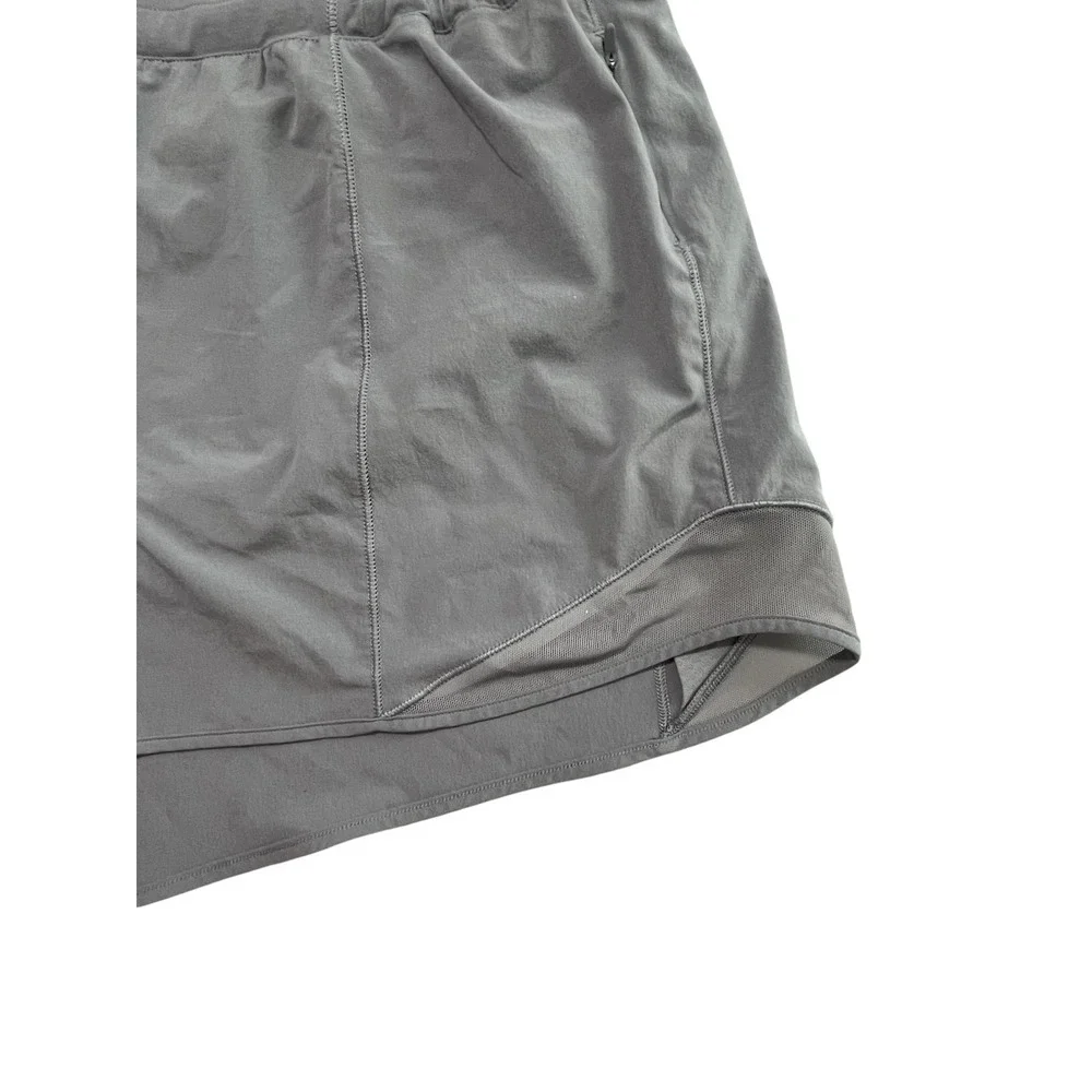 Lululemon Women's Gray Built In Liner Running Shorts Elastic Waist 14 Inseam 4" - Picture 2 of 6